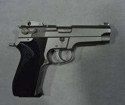 Smith & Wesson Mod. 5906 kal. 9x19