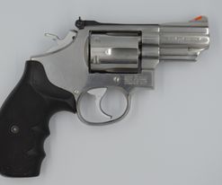 Smith & Wesson 66 - 3"  .357 Mag.